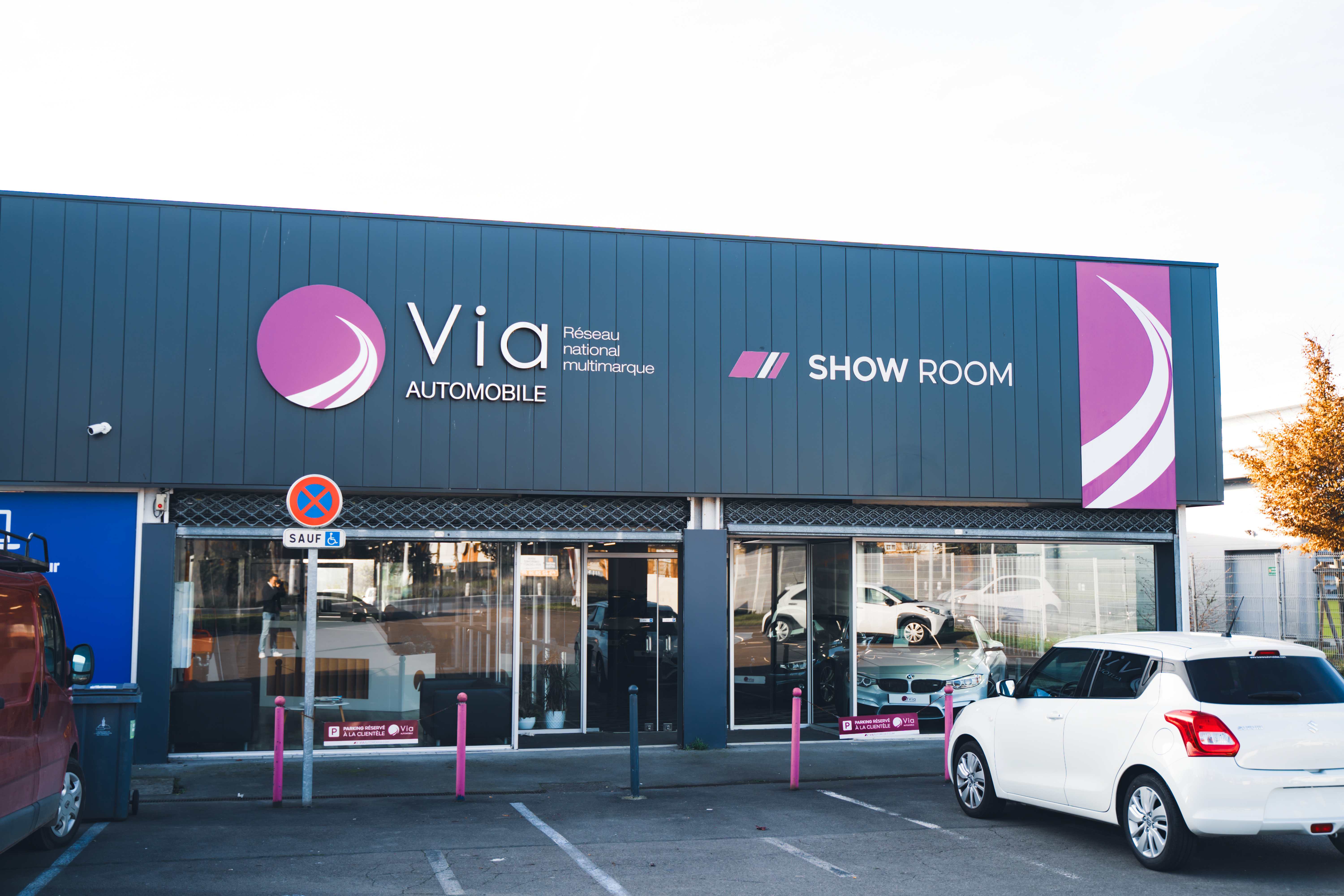 via-automobile-agence-Douai-12 2.jpg
